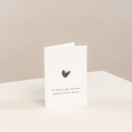 staande wenskaart met getekende afbeelding van een hart en de tekst ik had mij geen betere familie kunnen wensen