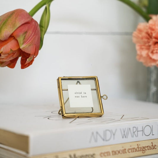 Staand messing lijstje – ‘Altijd in ons hart’ | Herinnering