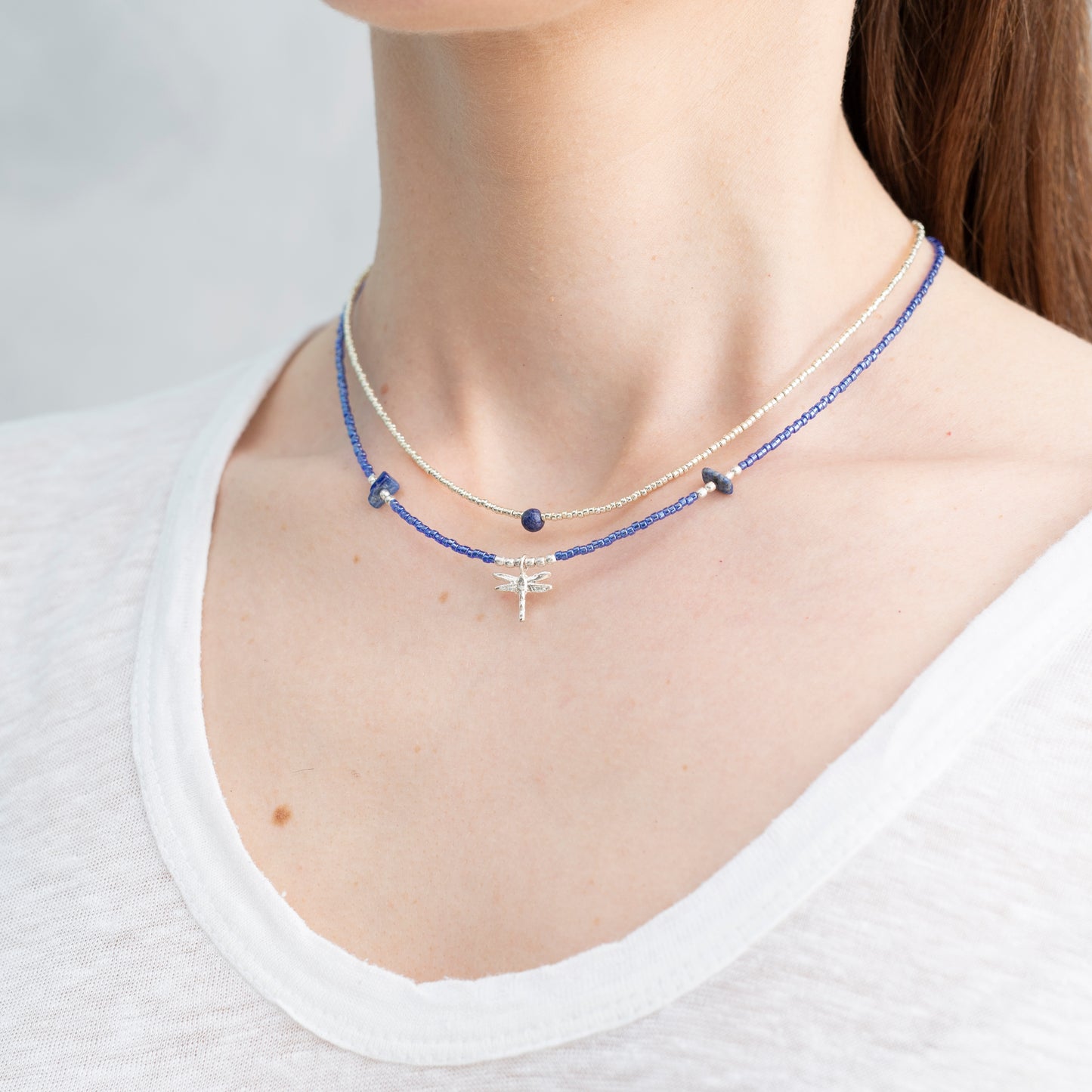 Harmonized Korte ketting blauw lapis lazuli dragonfly libelle Zilver Silver A Beautiful Story