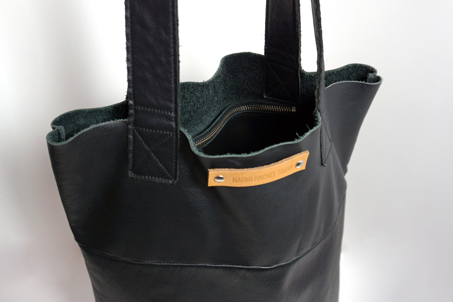 Duurzame Mode | Naomi Rachèl Timan Tote bag met vak Zwart