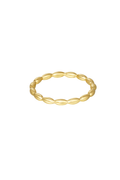 Goudkleurige roestvrijstalen ring van aaneengesloten ovalen