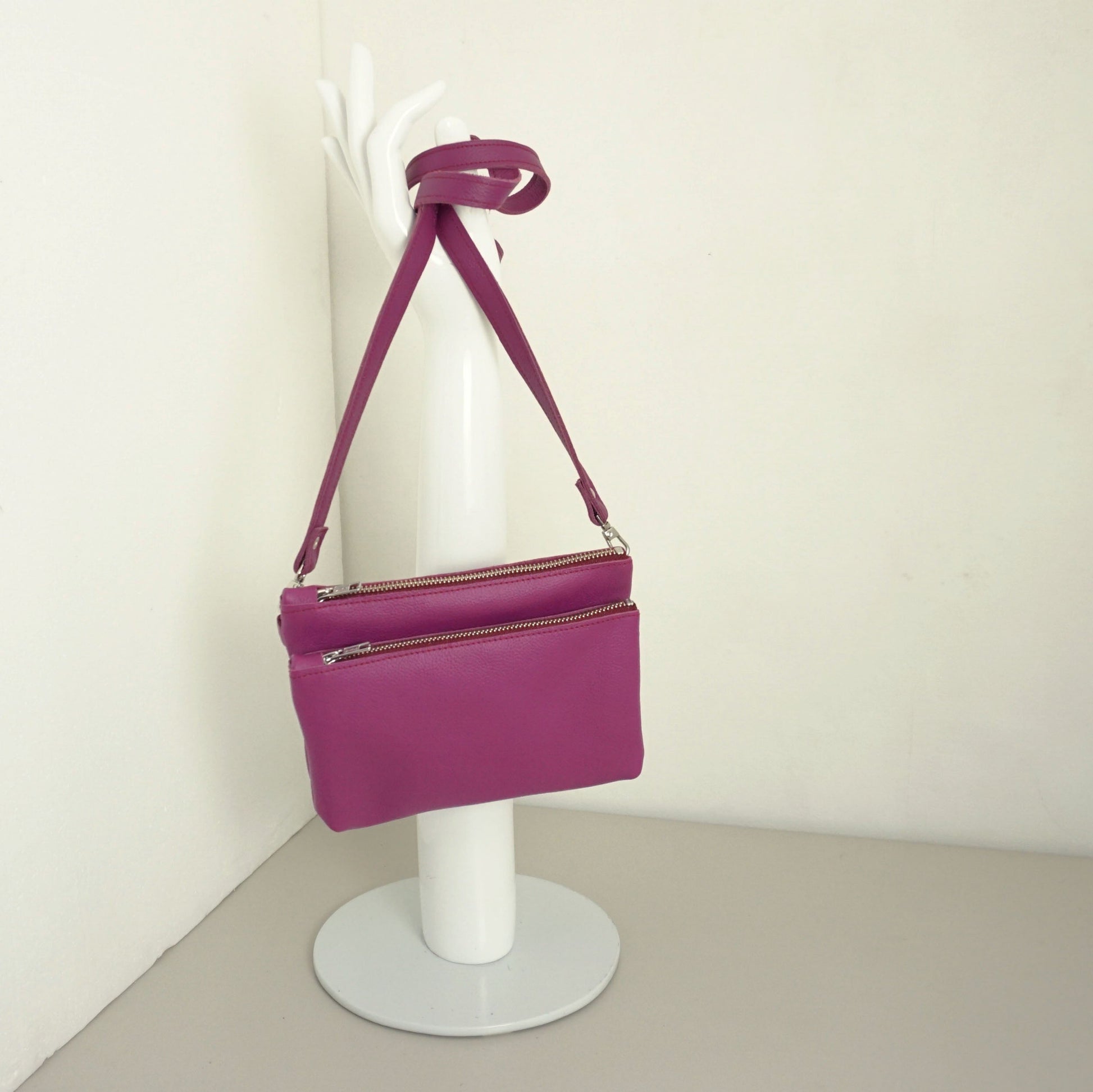 Gerecycled Leren Schoudertas Magenta Naomi Rachel Tíman Maybag Afneembaar Klein Tasje