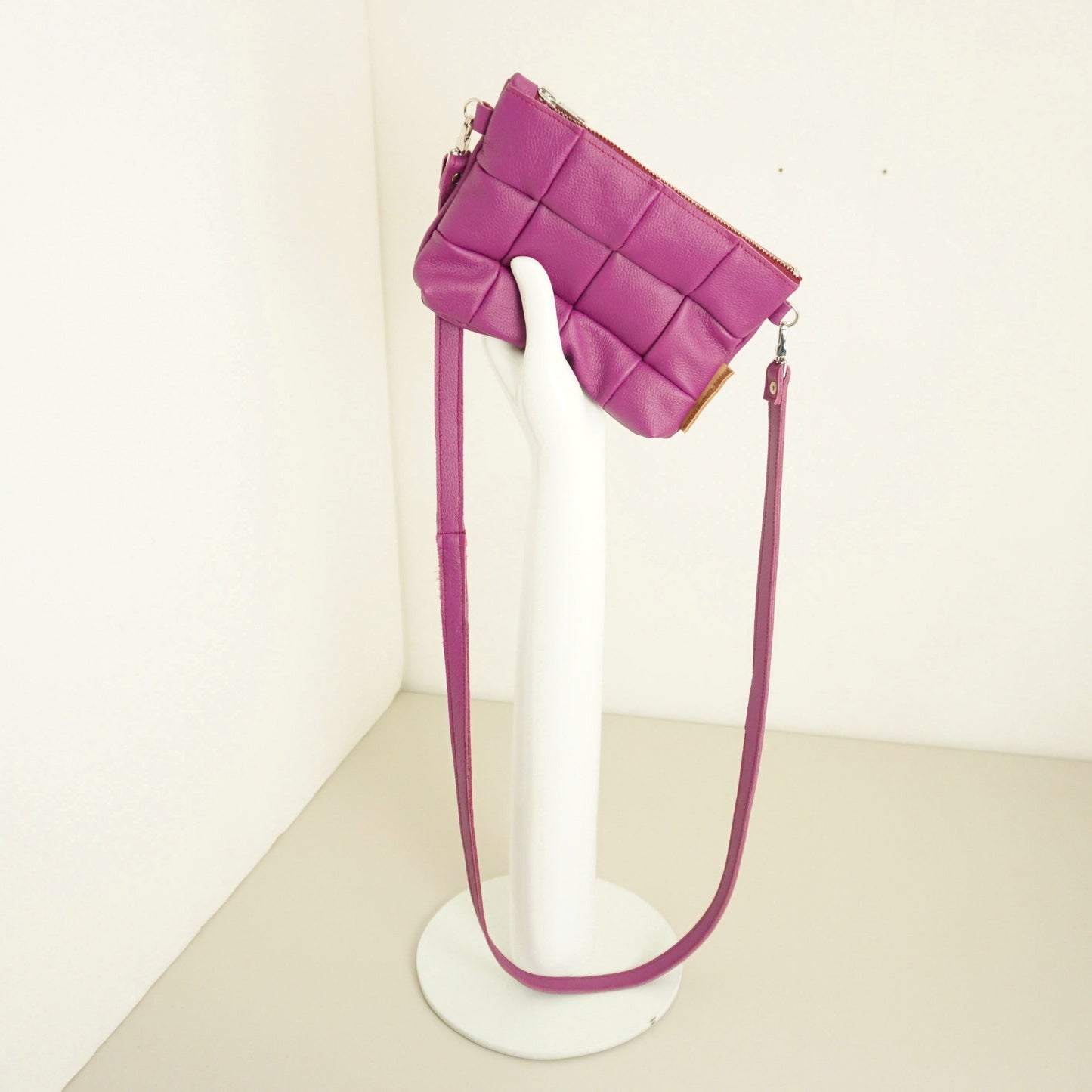 Gerecycled Leren Schoudertas Magenta Naomi Rachel Tíman Patchwork