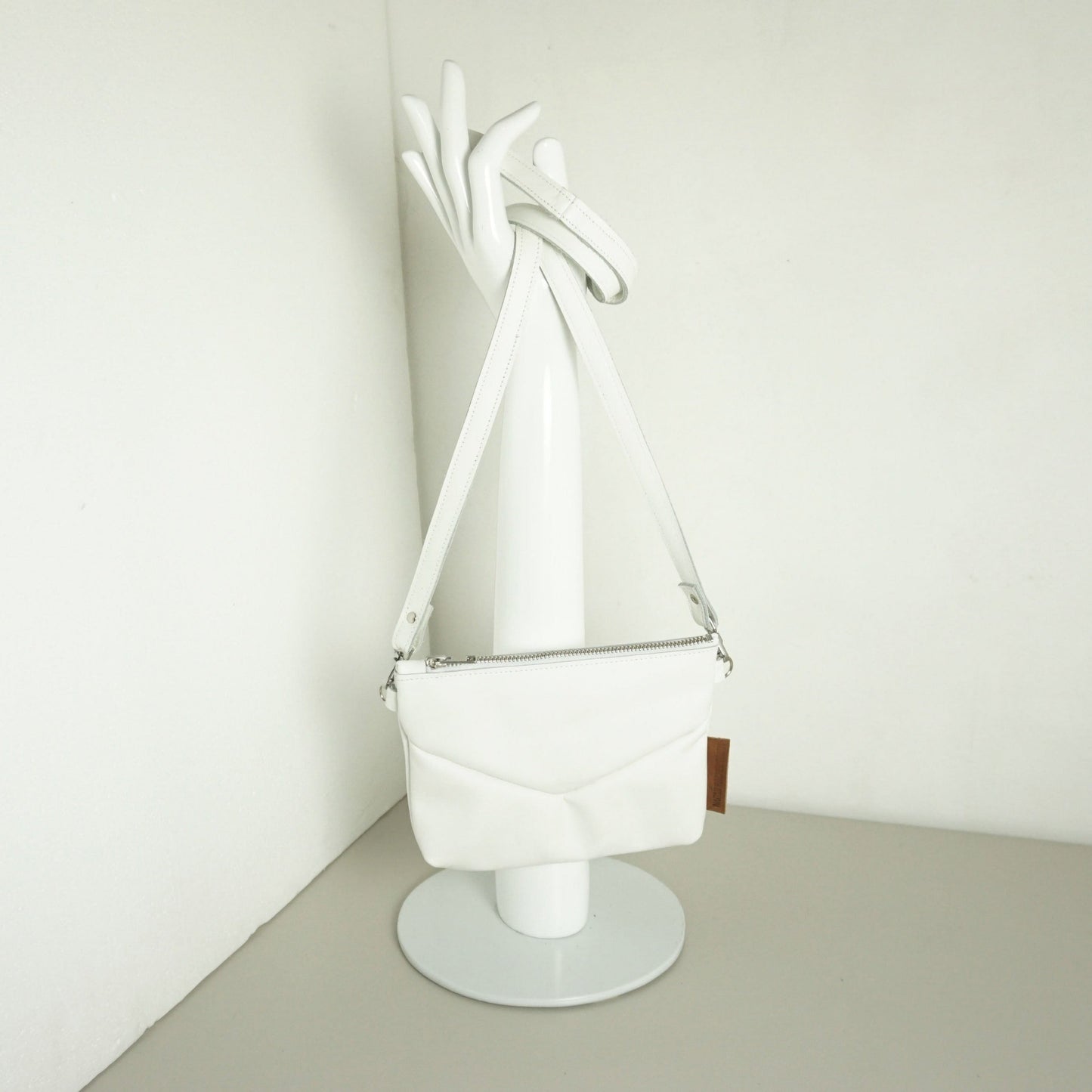 Reclycled Leren Schoudertas Naomi Rachel Tíman Small Bag Wit
