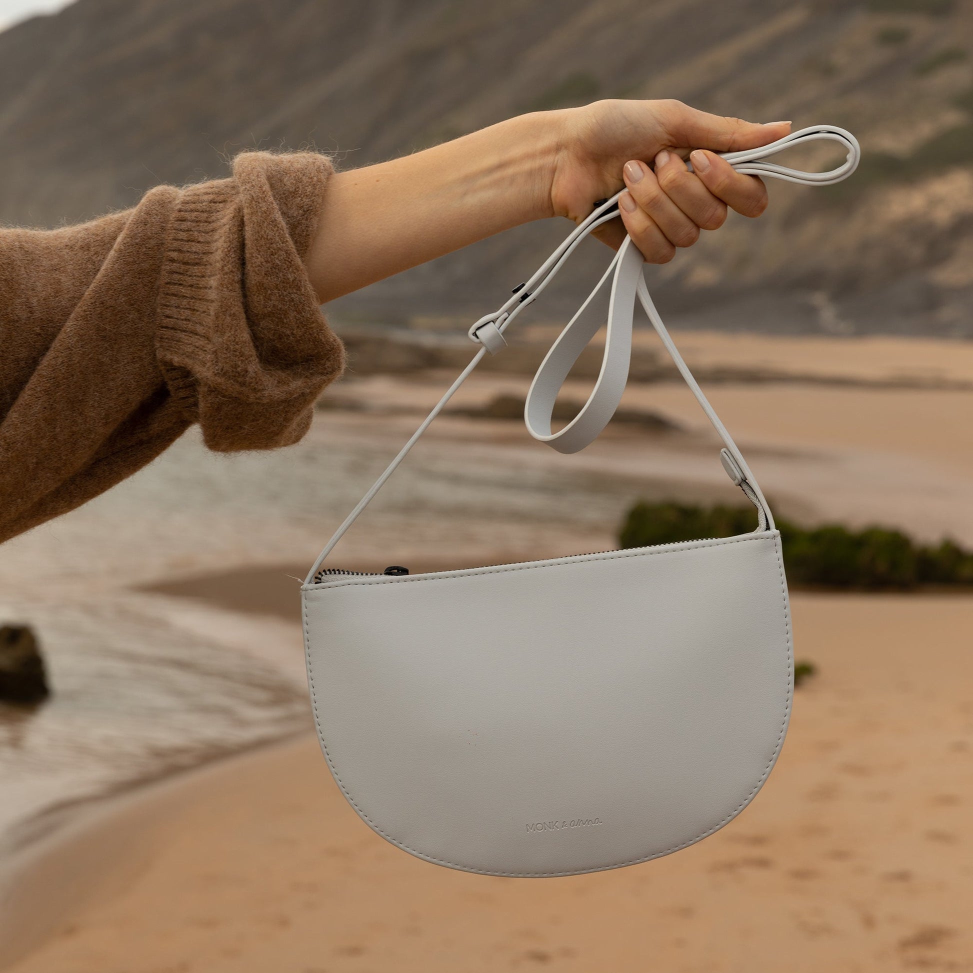Vegan Crossbody Tas Monk & Anna Lichtblauw Farou