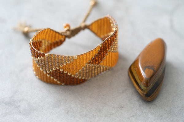 Duurzame sieraden | A Beautiful Story Willow Tiger Eye Gold Bracelet