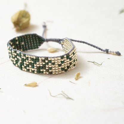 Harmonized gevlochten kralen verstelbare armband labradoriet zilver groen A Beautiful Story