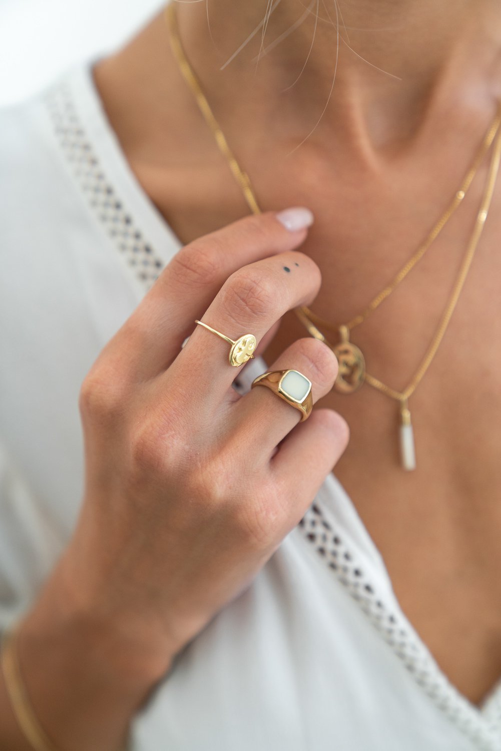 Duurzame Sieraden | Flawed Ivory Dahlia Ring – Gold